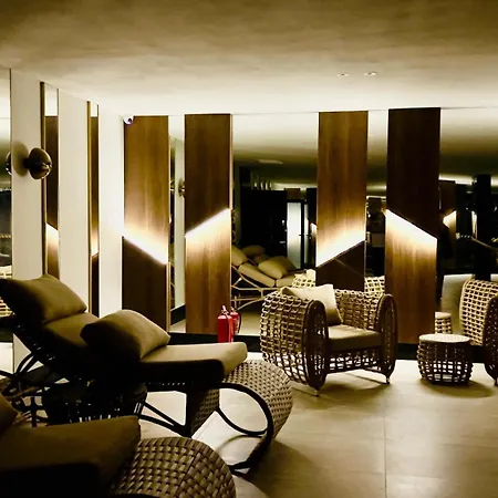 2-х комнатная в жк класса Luxe, тосмур Апартаменти *